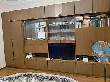ev t: Modul tipli iri divar mebeli - Material: ağac teksturasına malik — 1