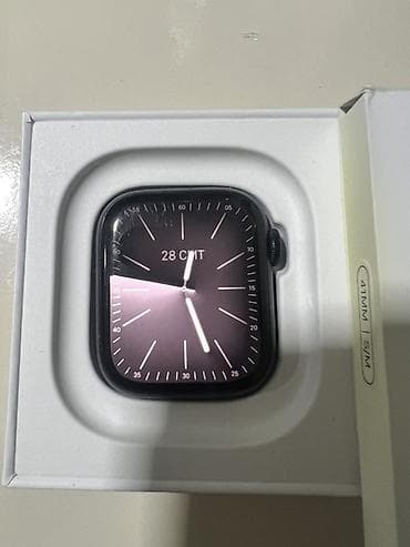 Audio: Apple watch 41mm midnight 100 pildir Üstündə cızığlar olduğu üçün — 1