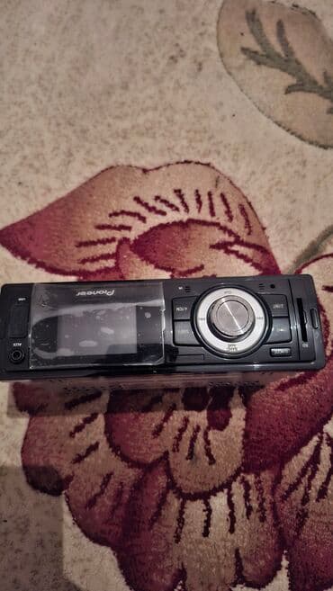 Kompüter, noutbuk və planşetlər: Maqnitol, Pioneer, AUX — 4