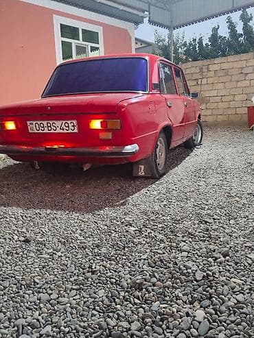 toy gulu: VAZ (LADA) 2101: 1.7 l | 1985 il 400000 km Sedan — 5