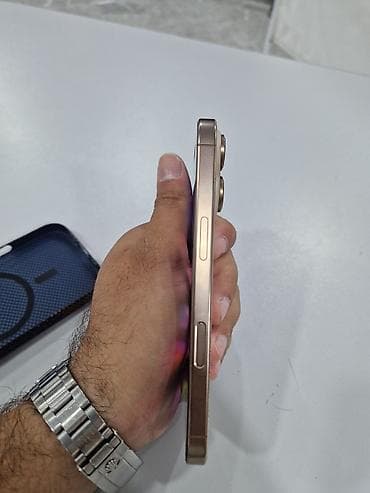 IPhone 16 Pro, 256 GB, Qızılı, Face ID — 6
