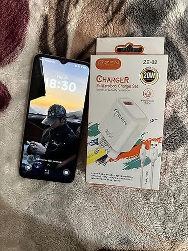 philips xenium 9@9h: Oppo A38, 128 GB, Barmaq izi, Face ID — 1