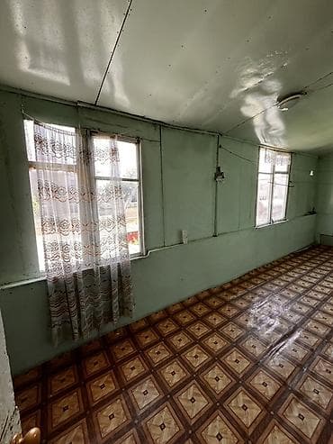 ev alqi satqisi kirayesi: Satılır 2 otaqlı köhnə tikili 60 m², Qızıldaş q. Qaradağ ray Qızıldaş — 1