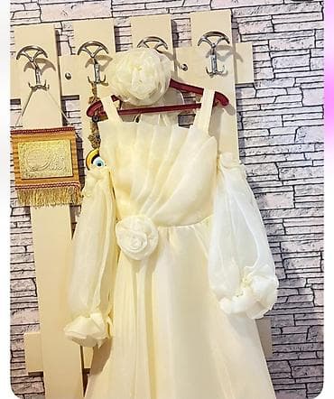 ziyafet donu: Ağ-şampan rəngində zərif qız uşağı paltarı - Model: uzun, axıcı — 2