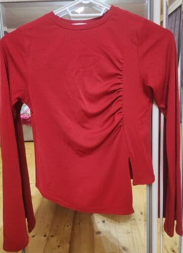 yun qadın köynəkləri: Qırmızı uzunqollu bluz/top - Rəng: tünd qırmızı - Material: nazik — 1