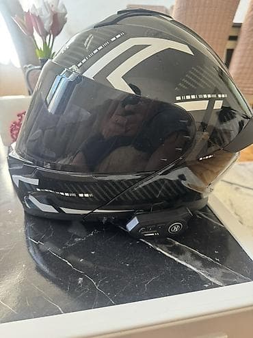 Moto dəbilqə – tam üzlü (full-face) model Xüsusiyyətlər: - Rəng və — 3