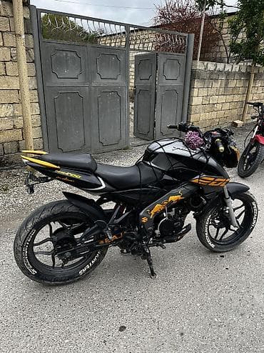 blazer moto: Bajaj - ns 125, 130 sm3, 2022 il, 45000 km — 1