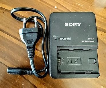 korpuslar: Sony BC-QZ1 batareya şarj cihazı - Model: BC-QZ1 (Battery Charger) - — 1