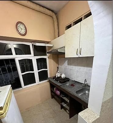 Kirayə mənzillər: Bilecerise plosada yaxin 2/1 de 2 otaq 58 kv menzil kiraye verilir — 2
