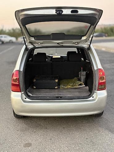 volkswagen polo 1: Toyota Corolla: 1.4 л | 2006 г. Универсал — 9