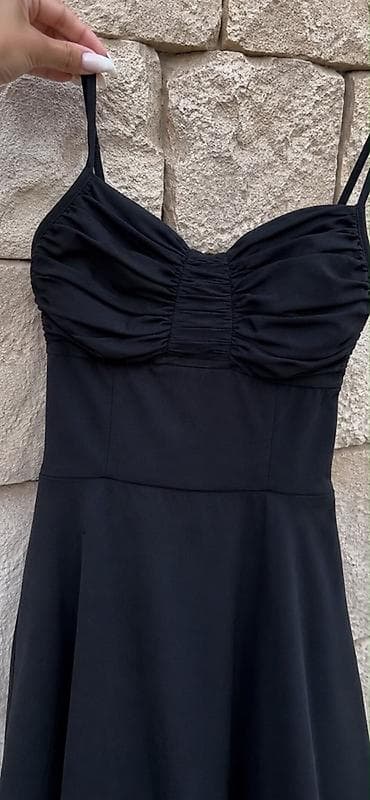 don: Qara maxi don – zərif siluet S ölşü - Rəng: Tünd qara - Üst hissə — 2