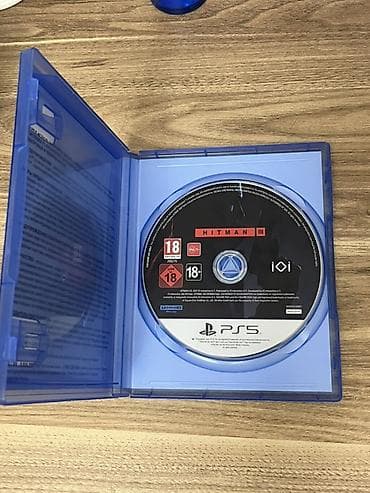 Sony PlayStation 5 (PS5) oyun konsolu paketi Daxildir: - PS5 konsolu — 5