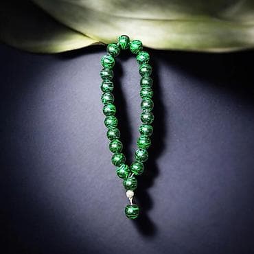 Toy paltarları və aksesuarları: Məhsul: Təsbeh (şar formalı muncuqlu, asqılı) Təsviri: - Klassik şar — 2