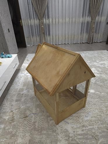 qaz şəkili: Taxta qəfəs/volyer – dekorativ ev şəklində - Material: təbii taxta — 3