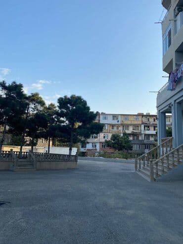 mingecevir obyekt: Əhmədlidə ukraina meydanı tərəfdə yerləşən ümumi sahəsi 60 kv,m olan — 9