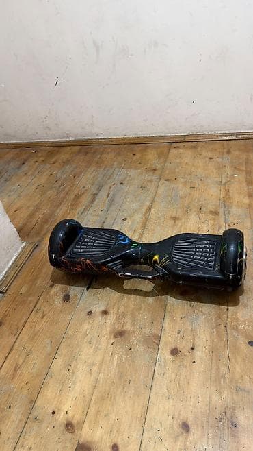 saat ev: Hoverboard – 6.5" iki təkərli, özünü tarazlayan skuter - Korpus: qara — 3