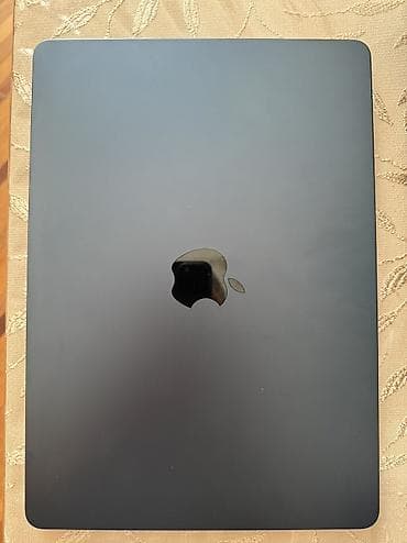 2.el netbook: Apple Macbook Air M2 8/256 GB Tep tezedir demek olar islenmeyib. Harda — 1