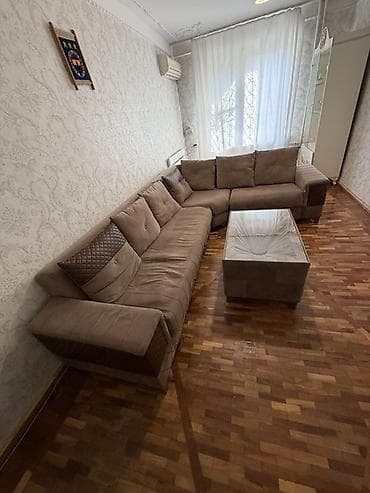 divan ucun macalka: L formalı yumşaq künc divan və puf - Rəng: qəhvəyi/bej tonlarında - — 3