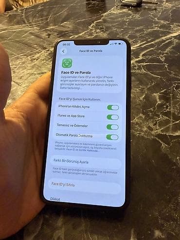 iphone xs irşad: IPhone 11 Pro Max, 64 GB, Matte Midnight Green, Face ID — 4