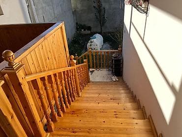 kirayə otaqlar: Mingəçevir şəhəri,Kənar küçəsi 26B ünvanında yerləşir.2 mərtəbədən — 10