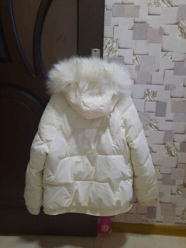 geyimlər: Çox əla vziyyətdə,isti bir kutkadır.👍 — 3