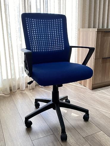Erqonomik Mesh Ofis Kreslosu – Çox Səliqəli, 6–7 Ay İstifadə Olunub