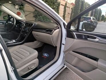 c klass mersedes: Ford Fusion: 2 l | 2018 il 502503369 km Sedan — 7