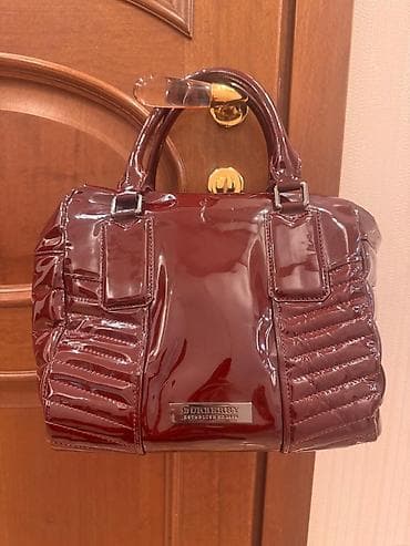 böyük çanta: Yaxshi veziyyetde,lak chanta,Burberry,boyuk. Лаковая большая сумка — 1