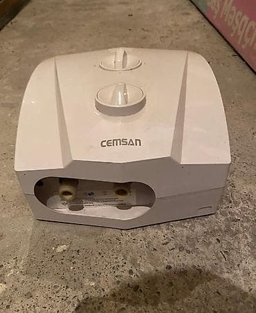 Cemsan markasına məxsus, ağ rəngdə ani su qızdırıcısı. İki
