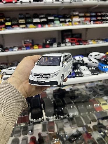 mercedes 160 a: Mercedes‑Benz V‑Class L V260L metal kolleksiya modeli - Miqyas — 8