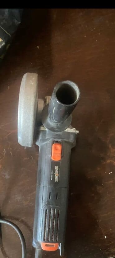 Qoruyucu plyonka və şüşələr: Kəsici/Üyüdücü (UQOLYOT marka, bucaq slif maşını) Xüsusiyyətlər: - — 1