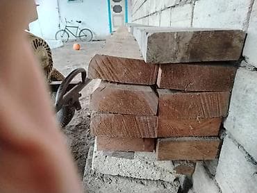 Quru taxta 8 ədəd heç bir problemi yoxdur şəkillərdə göründüyü kimidir