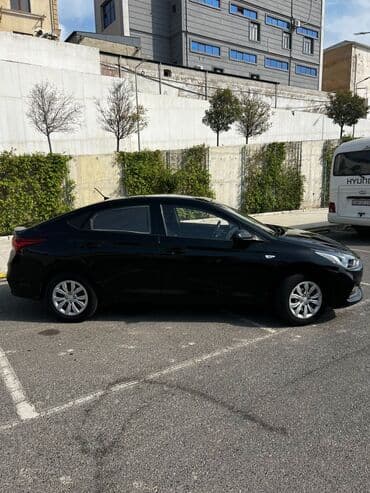 faizsiz kreditlə maşın: Hyundai Accent: 1.6 l | 2019 il Sedan — 3