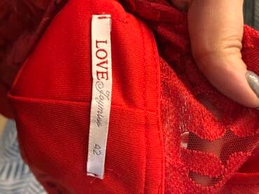 kofta modelləri: Kofta 1defe geyinilib. Üzerinde 42razmer qeyd olunsa da 40 razmere — 3