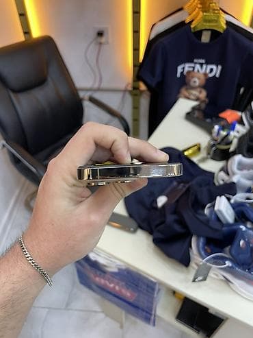 samsung galaxy s 21: IPhone 14 Pro, 128 GB, Qızılı, Simsiz şarj, Face ID — 3