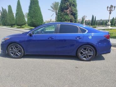 qoşqu karavan satilir: Kia Forte: 2 l | 2021 il Sedan — 5