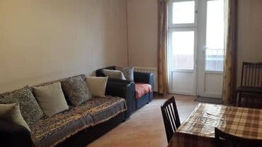 9 cu mikrorayon mir calal kucesi: Nəsimi rayonu,28 may metrosu,Milli bankın yanı.Yeni binada, şəhərin — 1