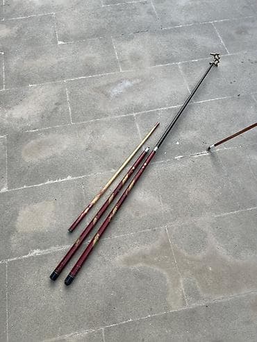 bilyard kiyi: Bahali kiylerdir birinin basnda zede var hamsi aclib yigilan kiylerdir — 2