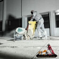 Santexnik işləri: #Betonkesme #betondeşmə Beton kubik kərpic - dən kəsim deşim — 13