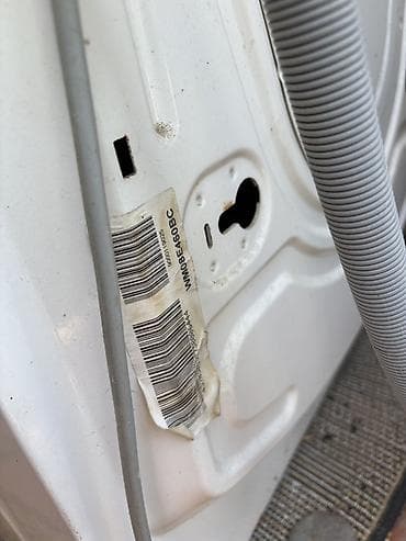 tecno pova 6 pro: Siemens 5kg paltaryuyan maşın satılır. Zapças (ehtiyat hissəsi) kimi — 4