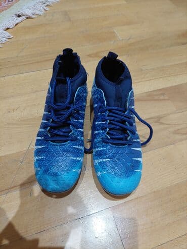 Donlar: Futbol uçun butsi.36razmer.turkiyeden sifariş etmişəm.uşaq 2ay futbola — 2