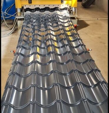 забор из профнастила: Müxtəlif rənglərdə və naxışlarda mövcud olan bu metal dam örtükləri — 5