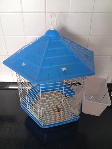 Geyimlər: Quş qəfəsi. 20 azn
Az istifade olunub — 3