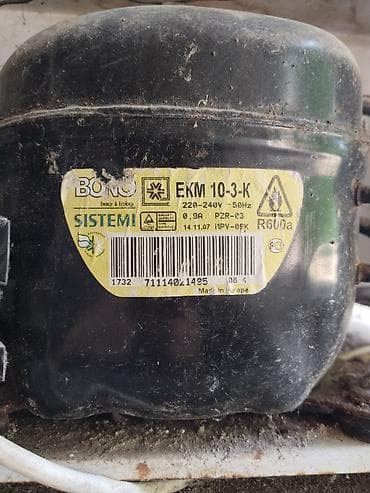 ritual samlar: BOCK EKM 10-3-K soyuducu kompressor - Gərginlik: 220–240 V, 50 Hz - — 1