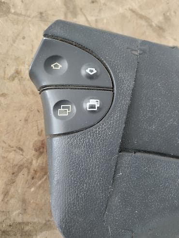 nu.telebe paneli: Mercedes Dörd Fara Sükan Airbag Düymələri — 1