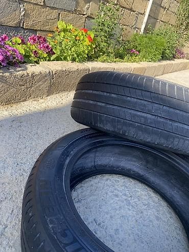 priora sport purjun: Şin Michelin 215 / 55 / R 17 — 3