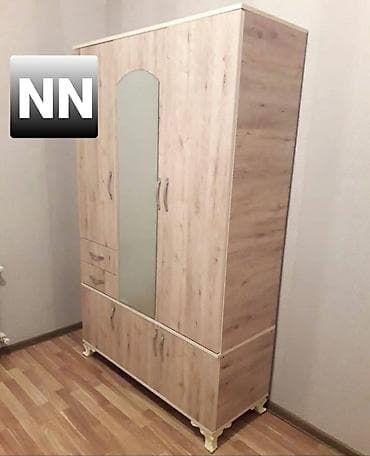 dehliz dolab: Yeni, Açılan, 3 qapılı Dəhliz dolabı, Rusiya — 1