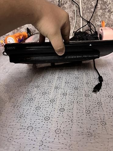 optik wifi: Sony PlayStation 3 Super Slim (CECH-40xx seriyası) - Rəng: Qara - — 3