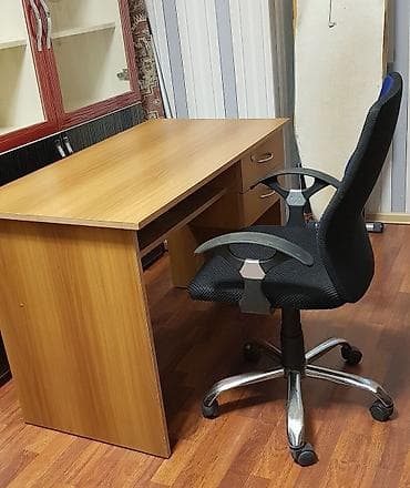 istolar: Yazl masa və kreslo bir yerdə 220 manat.unvan Qara qarayev inare — 1