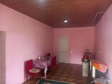 28 de 1 otaqli kiraye evler: Saatlı Rayon həyət evi qiymət razılaşma yolu ilə — 2